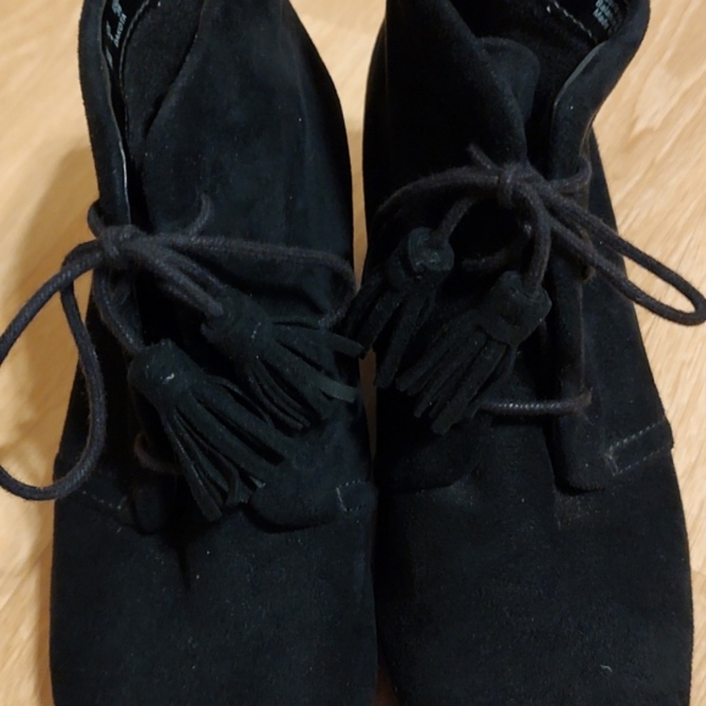 Dr. Scholl's Womens Dakota Faux Suede Wedge Booties Black Lace-up Tassels Size 6 - Picture 4 of 13